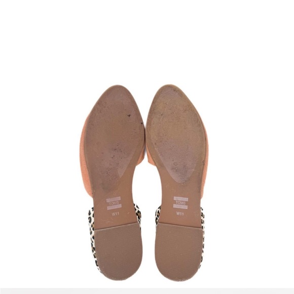 Tom’s Women’s Julie D’Orsay Leopard Print Flats - Picture 3 of 4